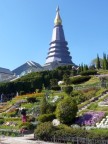 Queens stupa.JPG (86 KB)